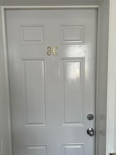 109 Montgomery St unit 3C, Poughkeepsie, NY 12601 - photo 7