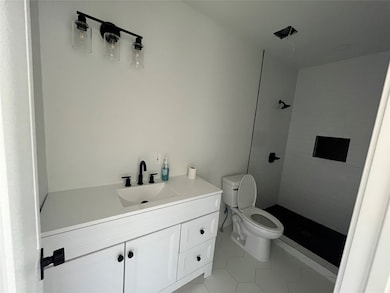 7536 Mchenry St, Houston, TX 77087 - photo 6