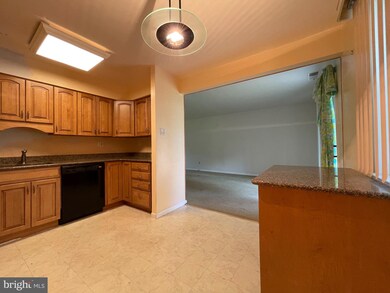 24 Kearney Dr, North Wales, PA 19454 - photo 3