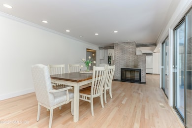 180 Riverbank Rd, Stamford, CT 06903 - photo 7