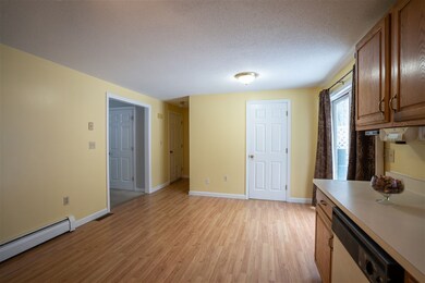 8B Lenny Ln, Hudson, NH 03051 - photo 7