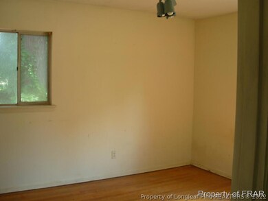 747 Wiltshire Rd, Fayetteville, NC 28314 - photo 4