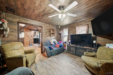 719 E Butler St, Adrian, MI 49221 - photo 4