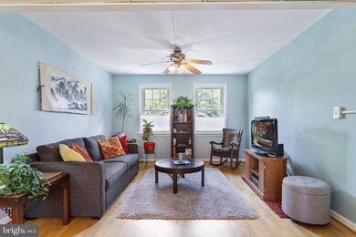 6607 Potomac Ave unit A2, Alexandria, VA 22307 - photo 2