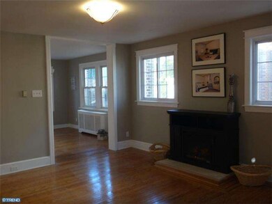 241 W Albemarle Ave, Lansdowne, PA 19050 - photo 4