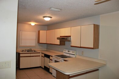 6301 Delacy Rd unit 3, Jacksonville, FL 32244 - photo 3