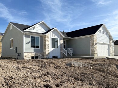 372 S 1150 E unit 607, Smithfield, UT 84335 - photo 2