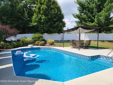 21 Baytree Cir unit 1, North Middletown, NJ 07748 - photo 6