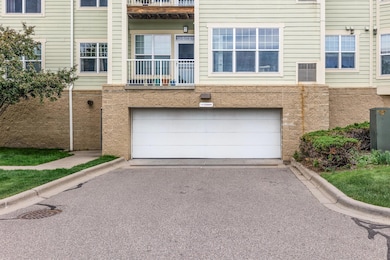 5445 Boone Ave N unit 216, New Hope, MN 55428 - photo 2