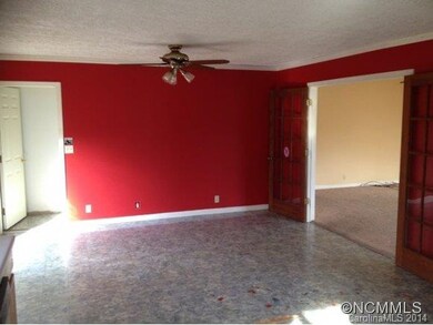 108 Quiet Woods Dr, Leicester, NC 28748 - photo 5