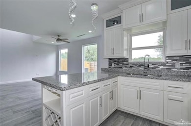 1824 Sunset Dr, Mission, TX 78572 - photo 6