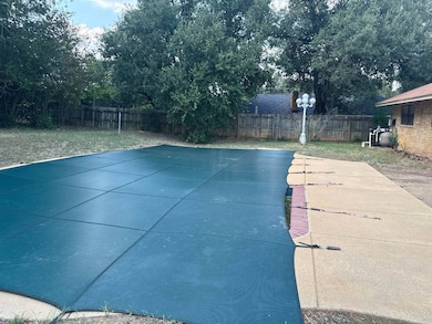 1405 Cedar Dr, Gladewater, TX 75647 - photo 2