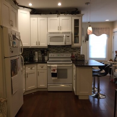 7 Bay View Ave unit A, Bristol, RI 02809 - photo 5