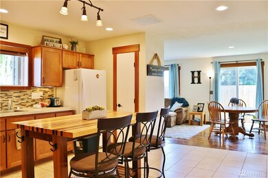 803 E 4th St, Nooksack, WA 98247 - photo 4