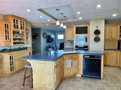 182 E Main St, Fort Kent, ME 04743 - photo 4