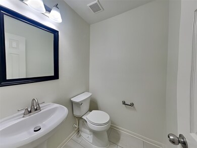 31702 Regal Park Ct, Conroe, TX 77385 - photo 7