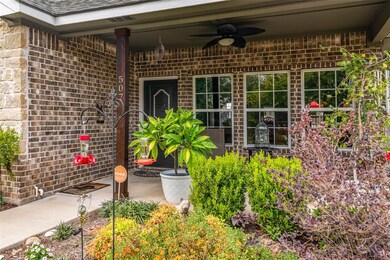 507 W Star St, Denison, TX 75020 - photo 2