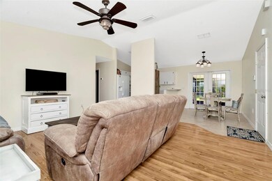 34636 Fairview Heights Rd, Zephyrhills, FL 33541 - photo 3