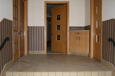 Main Level Entry