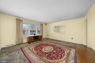 737 E Birchtree Ln, Claymont, DE 19703 - photo 6