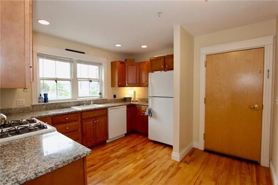96 Ocean St unit 15, South Portland, ME 04106 - photo 4