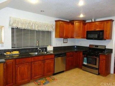 granite counter tops, newer appliances