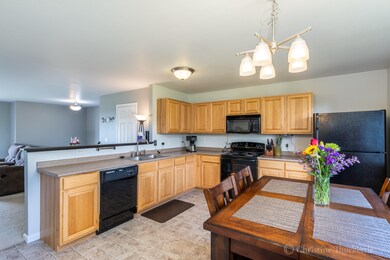 1616 Crescent-12