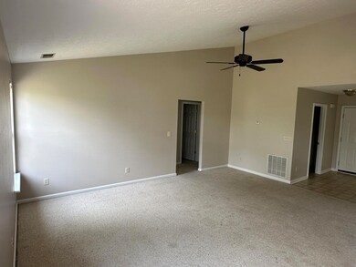 105 Robert M Green Blvd, Frankfort, KY 40601 - photo 7