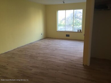 49 Towers Ln, Staten Island, NY 10314 - photo 3