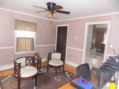 70 Holland Ave, Riverside, RI 02915 - photo 4