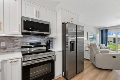 Jamaica Royale unit 46, Sarasota, FL 34242 - photo 7