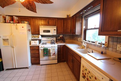 3800 River Rd (13)