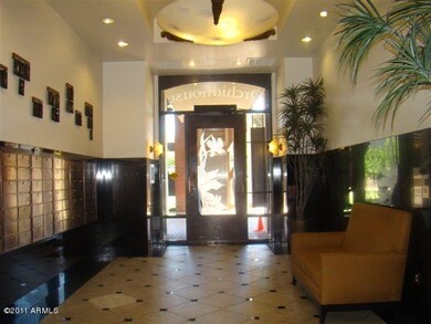 04 Elegance As Soon As You Enter