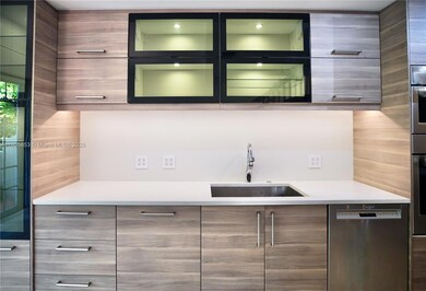 615 Santander Ave unit B, Coral Gables, FL 33134 - photo 4