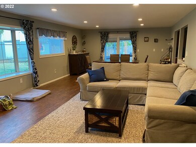 2591 Donegal St, Eugene, OR 97404 - photo 5