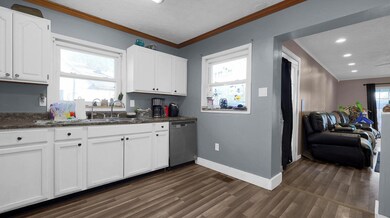 8-web-or-mls-755-koebel-ave