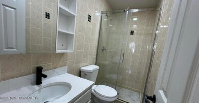 52 Dartmouth Loop Unit 1 - 5