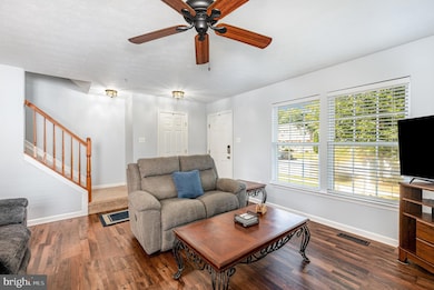 27 Blue Heron Ct, Middle River, MD 21220 - photo 5