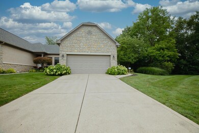6129 McNaughten Grove Ln, Columbus, OH 43213 - photo 3