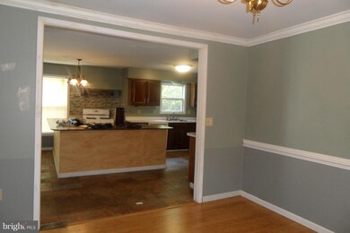 19203 Jamestown Ct, Hagerstown, MD 21742 - photo 5