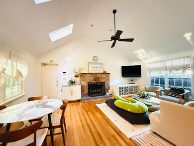 37 Wildon Rd, Wellesley, MA 02482 - photo 3