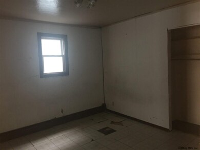 718 2nd Ave, Troy, NY 12182 - photo 5