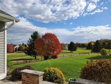 820 Charles Ct unit 22, Oregon, WI 53575 - photo 3