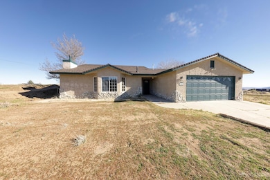26801 Cabriolet Ct, Tehachapi, CA 93561 - photo 5