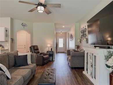 Living Room Photo 2