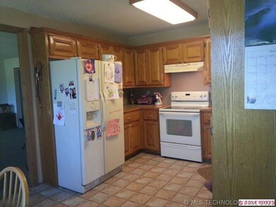 469400 US HWY Hwy 64 Hwy, Muldrow, OK 74948 - photo 6