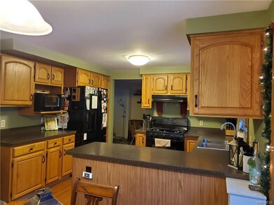 3218 Rachelle Dr, North Tonawanda, NY 14120 - photo 5