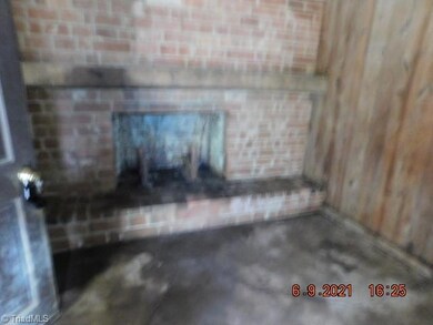 3336 Kindley Farm Rd, Asheboro, NC 27205 - photo 2