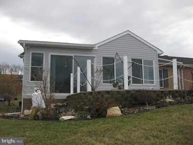 711 Fir Spring Dr, Waynesboro, PA 17268 - photo 5