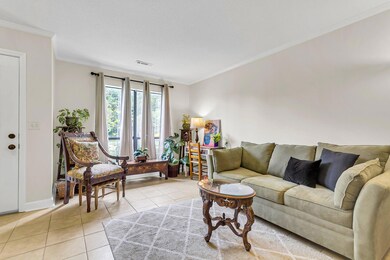 1416 Camp Rd, Unit B